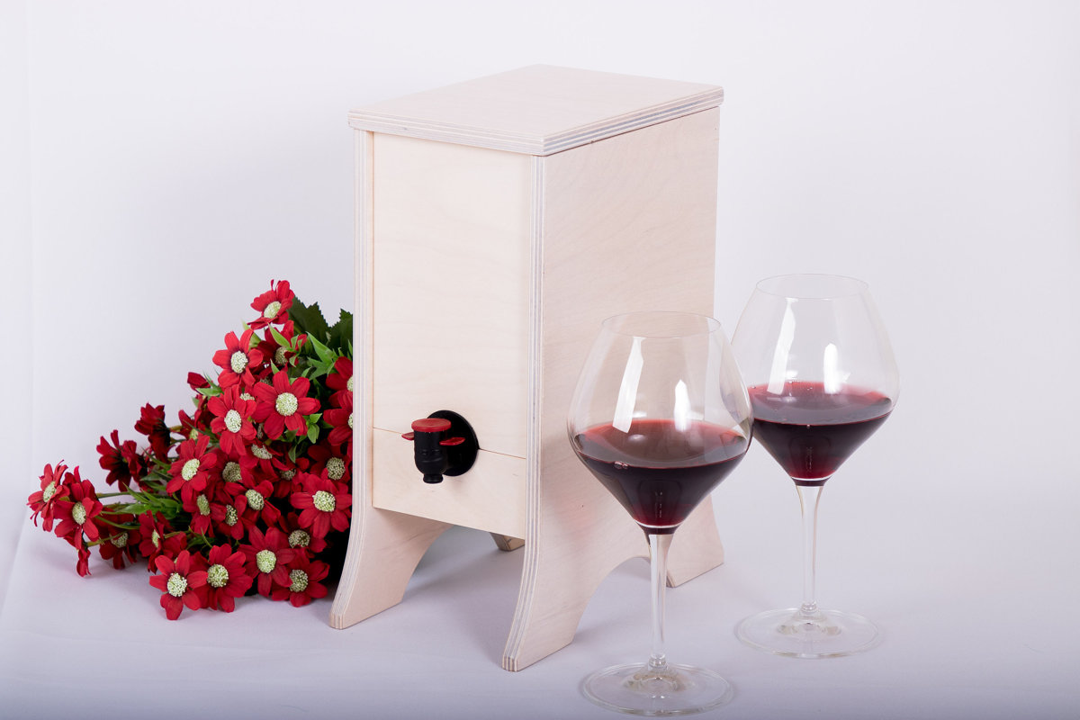 Koka vīna kaste (3 litru tilpumam)